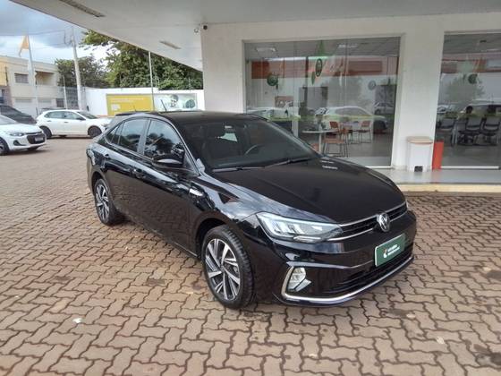 VOLKSWAGEN VIRTUS 1.0 200 TSI HIGHLINE AUTOMÁTICO